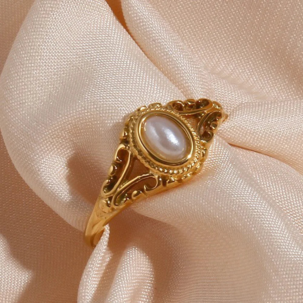 Isla Pearl Ring